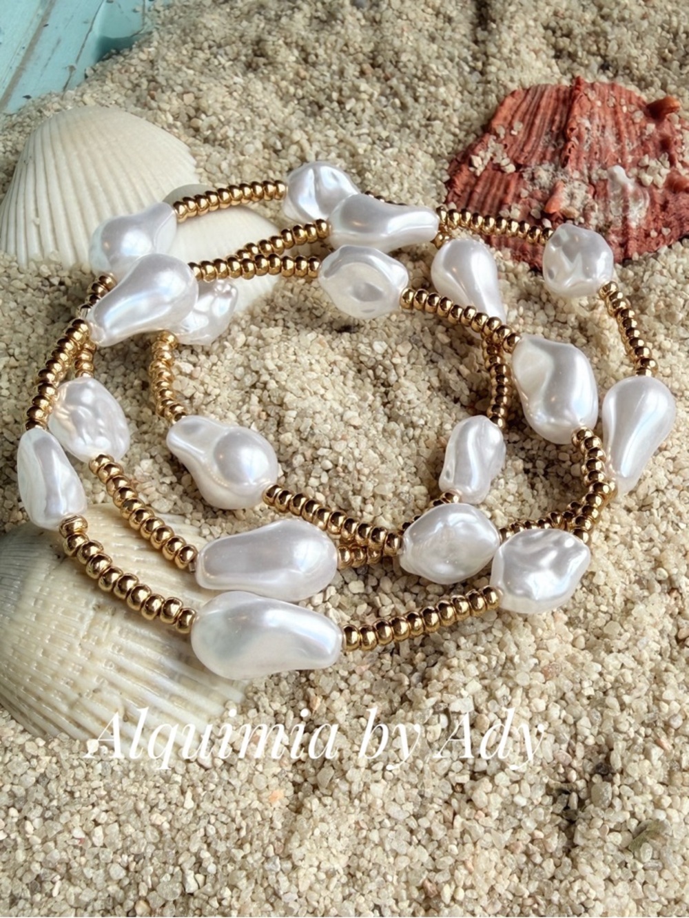 Alquimia Gold & White Baroque Pearl Stretch Bracelet Trio